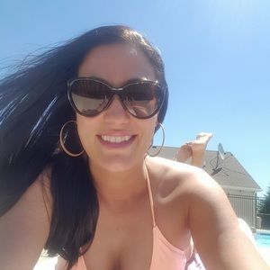 Meet your Posher, Shannon